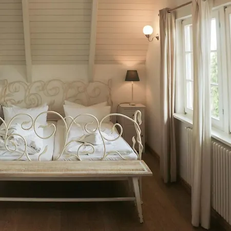 Am Achterwasser Mit Bootssteg Ferienhaus *